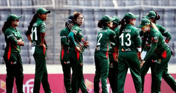 বাংলাদেশ নারী ক্রিকেট দলের খেলোয়াড়রা মাঠে প্রস্তুত. Channel i News - চ্যানেল আই নিউজ