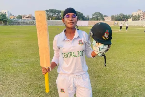 বাংলাদেশ নারী ক্রিকেটার মাঠে, ব্যাট হাতে প্রস্তুত. Channel i News - চ্যানেল আই নিউজ