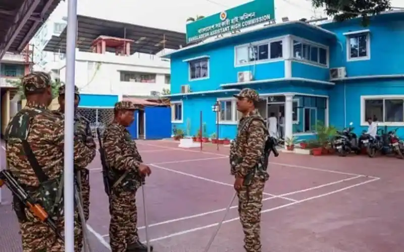 ত্রিপুরার হোটেল মালিকরা বাংলাদেশি রুম ভাড়া দিচ্ছে না. Channel i News - চ্যানেল আই নিউজ