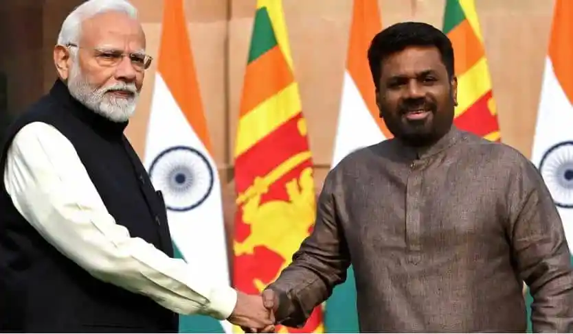 শ্রীলঙ্কার প্রেসিডেন্ট ও ভারতের প্রতিনিধি হাত মেলাচ্ছেন. Channel i News - চ্যানেল আই নিউজ