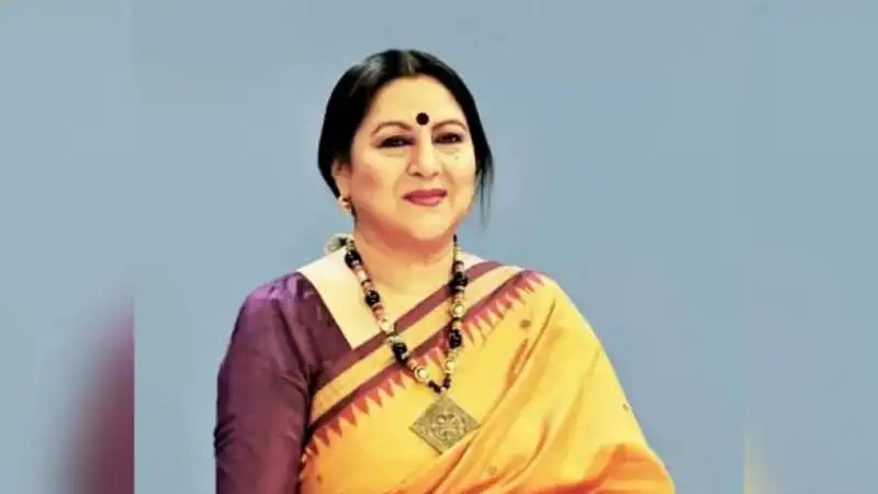 পাপিয়া সারোয়ারের জানাজা, দাফন সম্পন্ন, শোকের ছায়া. Channel i News - চ্যানেল আই নিউজ