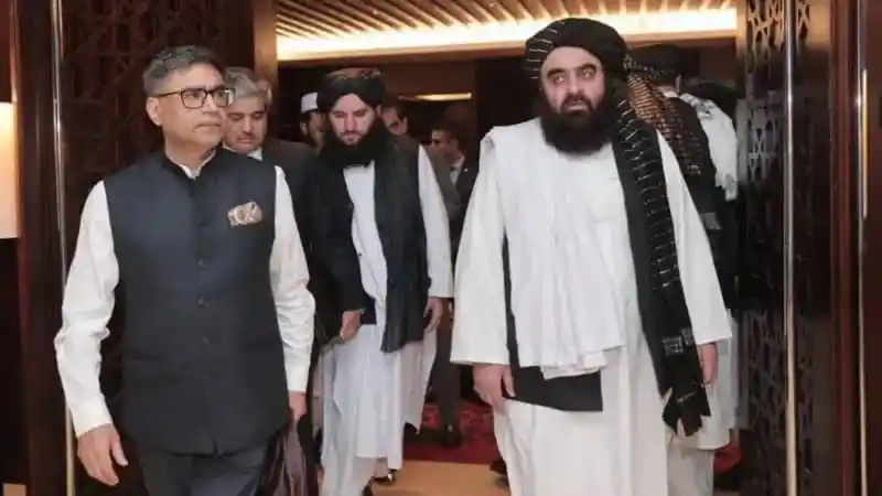 আন্তর্জাতিক নেতাদের সাক্ষাৎকারের সময় ছবি, বাংলাদেশি ও আফগান নেতারা. Channel i News - চ্যানেল আই নিউজ
