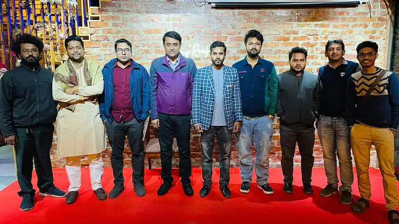 ইয়ুথ জার্নালিস্ট কমিউনিটির সভাপতি কামরুল ও সদস্যরা. Channel i News - চ্যানেল আই নিউজ