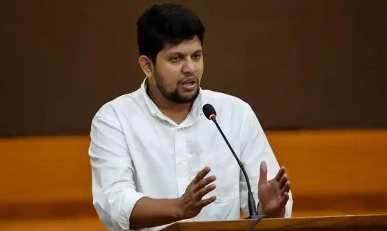 উপদেষ্টা মাহফুজ অন্তর্বর্তী সরকারের কাজের তালিকা উপস্থাপন করছেন. Channel i News - চ্যানেল আই নিউজ
