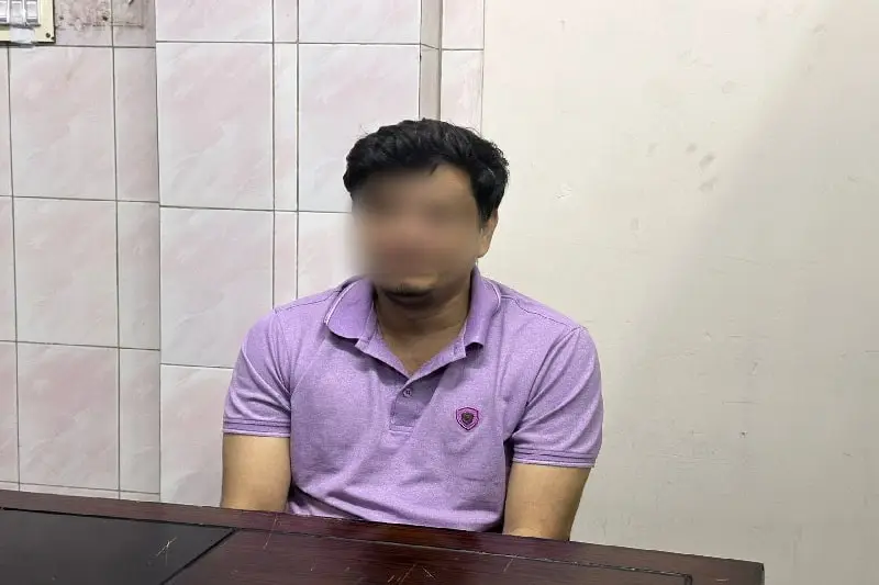 স্বামীকে গ্রেপ্তার, হাতুড়িপেটা করে স্ত্রী হত্যার অভিযোগ. Channel i News - চ্যানেল আই নিউজ