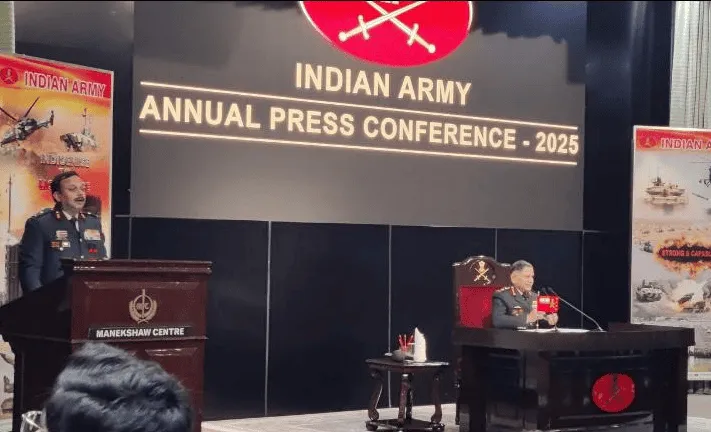ভারতীয় সেনাপ্রধানের বাংলাদেশে আসার সময়ের ছবি. Channel i News - চ্যানেল আই নিউজ