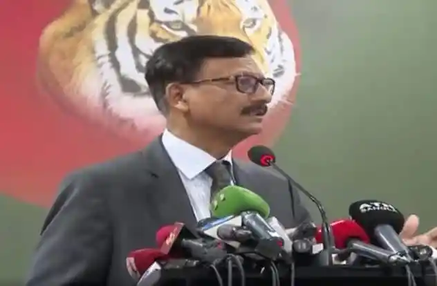 পররাষ্ট্র উপদেষ্টা রোডম্যাপ প্রকাশের পর নির্বাচন দ্রুত করার ঘোষণা দেন।. Channel i News - চ্যানেল আই নিউজ