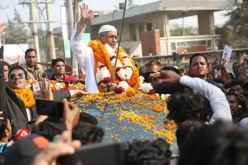 লুৎফুজ্জামান বাবর মুক্তি উপলক্ষে জনসমাগম ও শুভেচ্ছা জানানো. Channel i News - চ্যানেল আই নিউজ