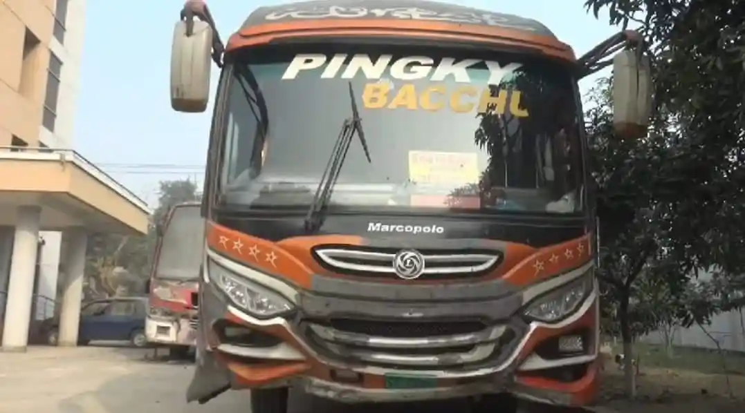 কুড়িগ্রামে বাসের ধাক্কায় মোটরসাইকেল আরোহীর মৃত্যু. Channel i News - চ্যানেল আই নিউজ