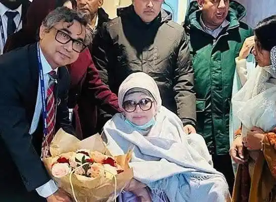খালেদা জিয়া হাসপাতালে স্বাস্থ্য পরীক্ষার জন্য আসছেন. Channel i News - চ্যানেল আই নিউজ