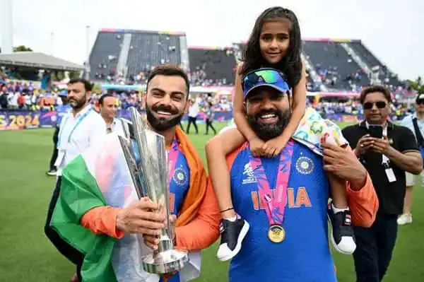 ভারত ক্রিকেট দলের খেলোয়াড়রা বিশ্বকাপ জেতার পর উল্লাসে মেতে উঠেছেন. Channel i News - চ্যানেল আই নিউজ