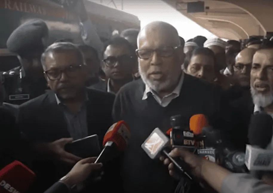 রেল উপদেষ্টার রেল স্টেশন পরিদর্শন ও সাংবাদিকদের সাথে আলোচনা. Channel i News - চ্যানেল আই নিউজ