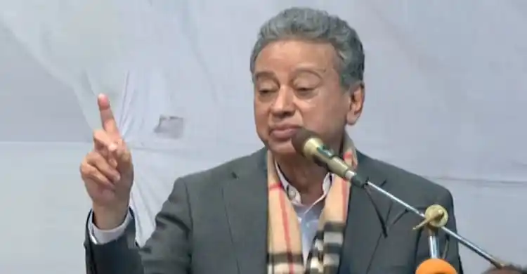 আমীর খসরু বক্তৃতা দিচ্ছেন, গণতন্ত্রের বাইরে অন্য উদ্দেশ্য থাকলে ভালো হবে না. Channel i News - চ্যানেল আই নিউজ
