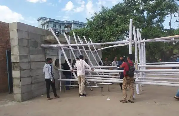 মিরপুরে বিপিএল খেলা চলাকালে দর্শকদের ভিড় ও উত্তেজনা. Channel i News - চ্যানেল আই নিউজ