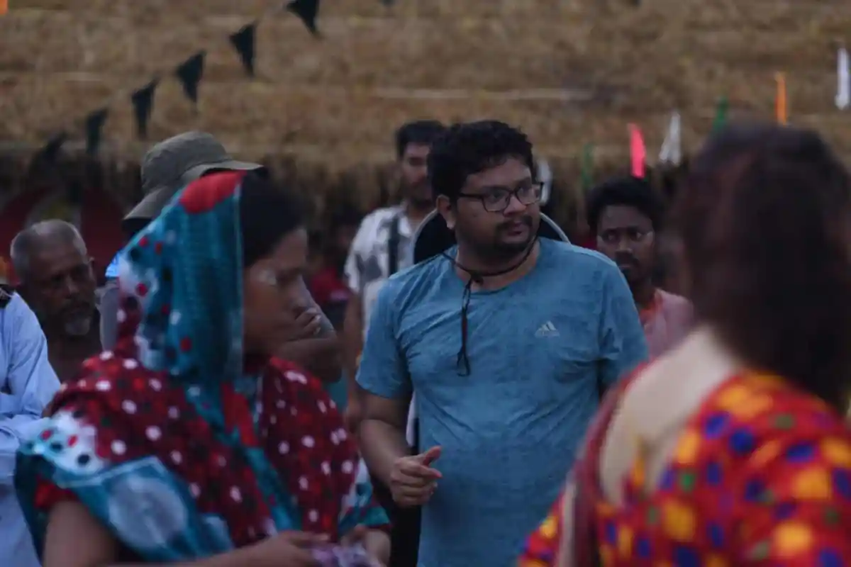নুহাশের আমেরিকান উৎসবের সময়ের ছবি, মানুষজন একত্রে আনন্দে মেতে উঠেছেন. Channel i News - চ্যানেল আই নিউজ