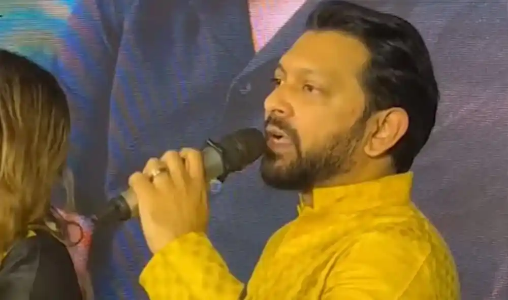 তাহসান বিয়ে নিয়ে প্রশ্নের জবাব দিচ্ছেন, চ্যানেল আই অনলাইন. Channel i News - চ্যানেল আই নিউজ