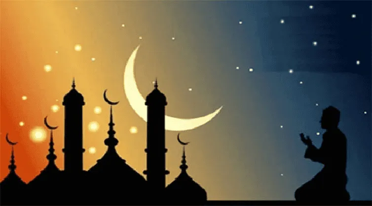 শবে বরাতের রাতে মুসল্লিরা মসজিদে দোয়া ও ইবাদত করছেন. Channel i News - চ্যানেল আই নিউজ