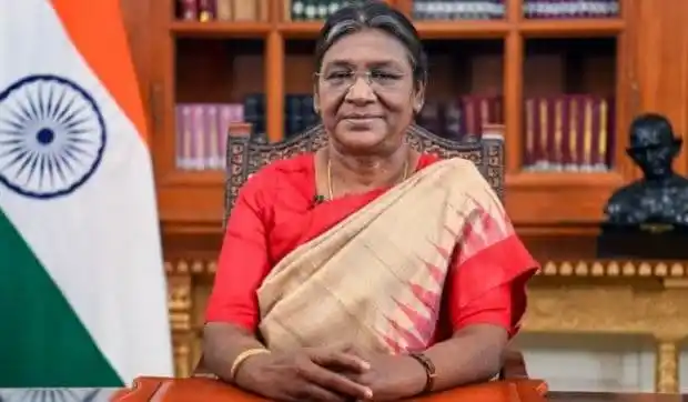 ভারতের প্রধানমন্ত্রী নরেন্দ্র মোদির সঙ্গে মণিপুরের মুখ্যমন্ত্রী এন. বীরেন সিং. Channel i News - চ্যানেল আই নিউজ