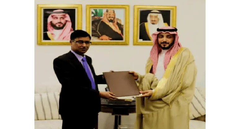 বাংলাদেশের নতুন রাষ্ট্রদূত সৌদি আরবে যোগদান অনুষ্ঠানে অংশগ্রহণ. Channel i News - চ্যানেল আই নিউজ