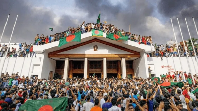 বৃহৎ জনসমাগম ও আন্দোলনরত মানুষের ছবি, বাংলাদেশের রাজনৈতিক প্রতিবাদ. Channel i News - চ্যানেল আই নিউজ