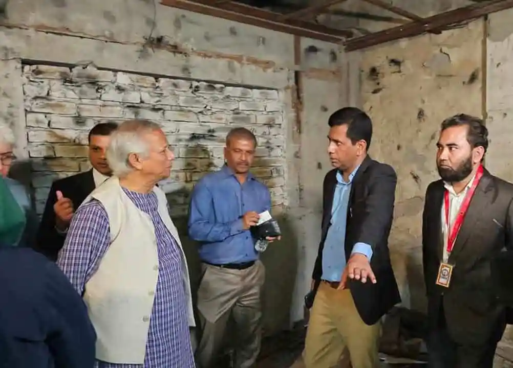 প্রধান উপদেষ্টা আয়নাঘর পরিদর্শন করছেন, আলোচনা চলছে. Channel i News - চ্যানেল আই নিউজ