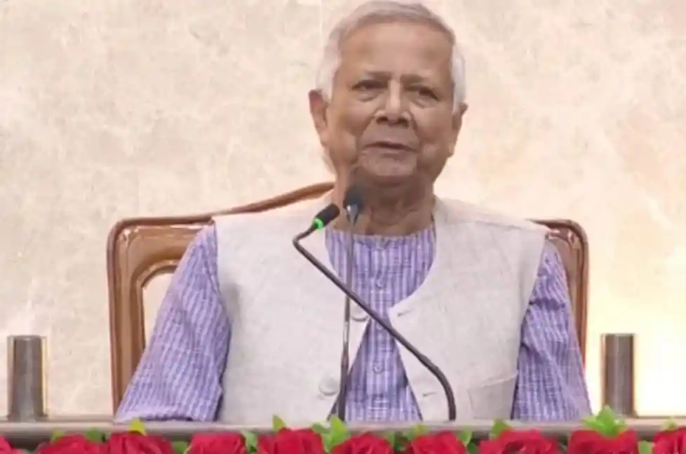 ড. ইউনূস পাসপোর্টের জন্য পুলিশ ভেরিফিকেশন প্রয়োজন নেই বলে ঘোষণা দেন।. Channel i News - চ্যানেল আই নিউজ