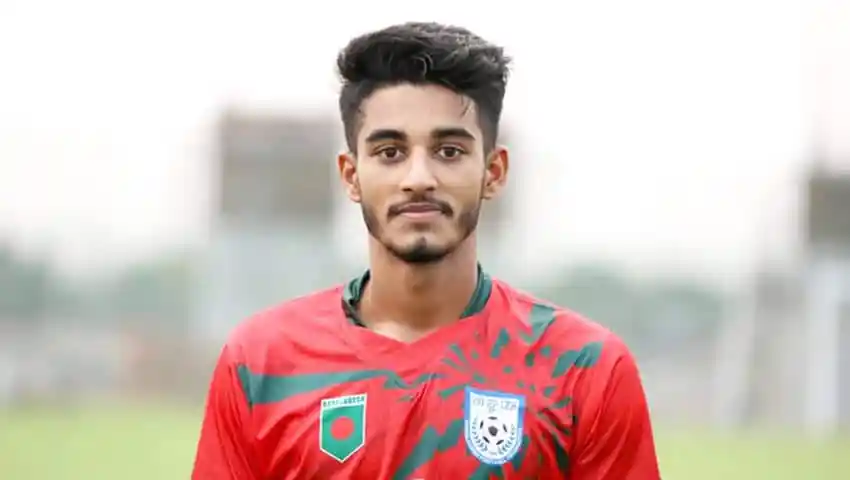বাংলাদেশ জাতীয় ফুটবল দলের ফুটবলার মোরসালিনের ছবি. Channel i News - চ্যানেল আই নিউজ