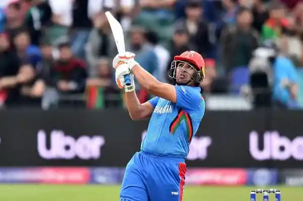বাংলাদেশ ক্রিকেটার ব্যাটিং করছে, আন্তর্জাতিক ক্রিকেট ম্যাচ. Channel i News - চ্যানেল আই নিউজ