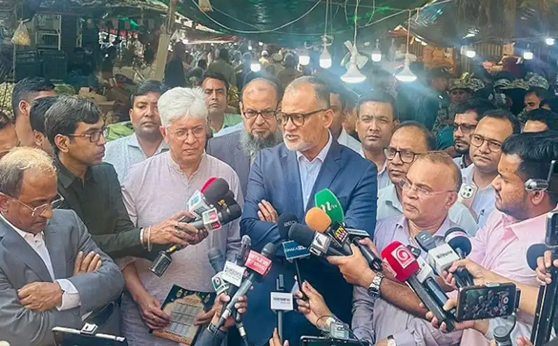 বাংলাদেশের রাজনৈতিক নেতাদের সংবাদ সম্মেলন, সাংবাদিকদের প্রশ্নের উত্তর দিচ্ছেন. Channel i News - চ্যানেল আই নিউজ