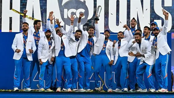 চ্যাম্পিয়ন্স ট্রফি জয়ী ভারতীয় ক্রিকেট দলের উল্লাস. Channel i News - চ্যানেল আই নিউজ