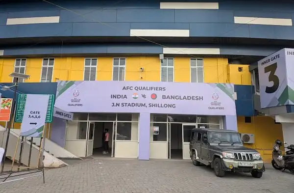 শিলংয়ে জেএন স্টেডিয়ামে ভারতের অনুশীলন চলাকালে প্রবেশদ্বার।. Channel i News - চ্যানেল আই নিউজ
