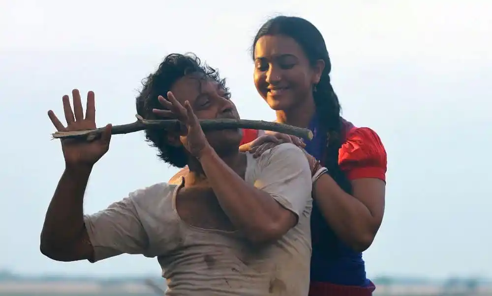 শিবু-নন্দিতা অভিনীত বহুরূপী সিনেমার একটি দৃশ্য. Channel i News - চ্যানেল আই নিউজ
