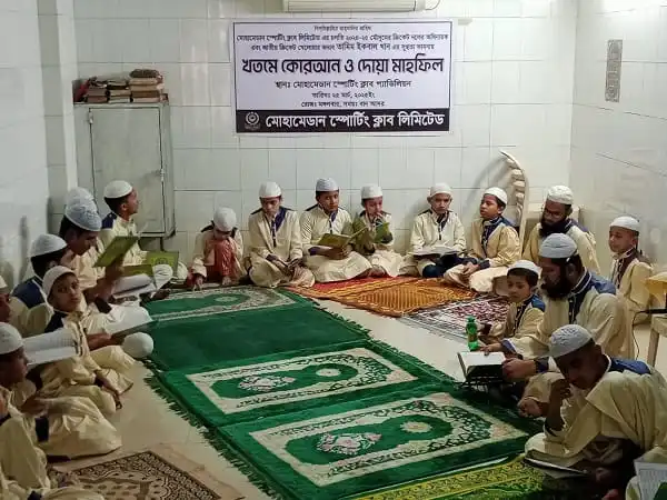হাসপাতালে তামিম ইকবালসহ অন্যান্যরা চিকিৎসা নিচ্ছেন. Channel i News - চ্যানেল আই নিউজ