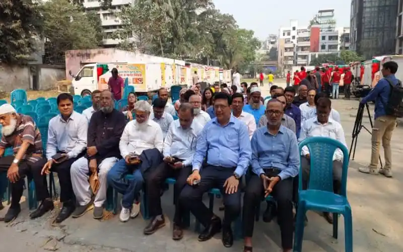 কর্মবিরতিতে ২৫টি ক্যাডার কর্মকর্তাদের সমাবেশ।. Channel i News - চ্যানেল আই নিউজ