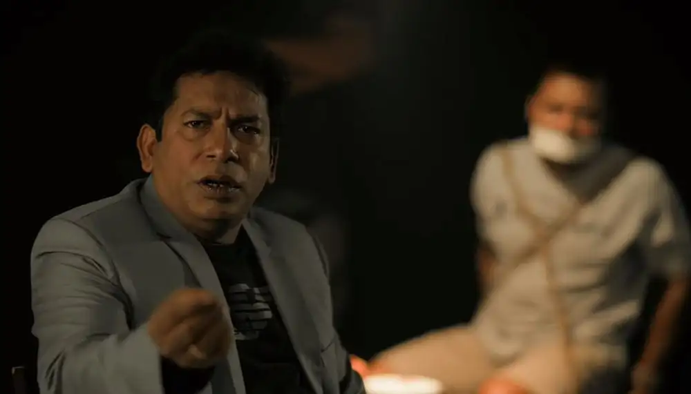 অভিনেতা নির্মাতাকে আটকে রেখে ছবি মুক্তির ঘোষণা দিচ্ছেন. Channel i News - চ্যানেল আই নিউজ