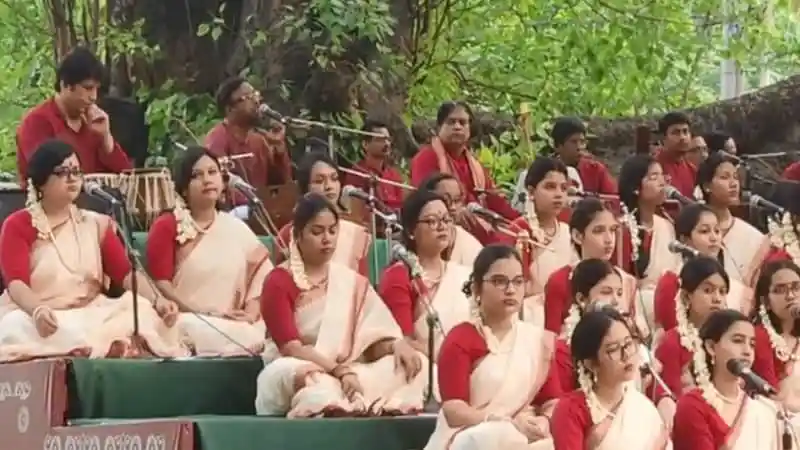রমনার বটমূলে ছায়ানটের বর্ষবরণ অনুষ্ঠান, সাংস্কৃতিক পরিবেশনা. Channel i News - চ্যানেল আই নিউজ