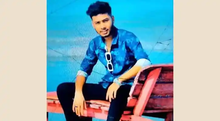 নির্মল হাসি সহ যুবক ছবি, চ্যানেল আই অনলাইন. Channel i News - চ্যানেল আই নিউজ