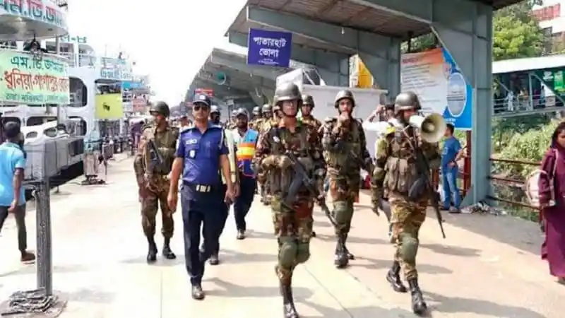 বাংলাদেশে যৌথ বাহিনী অভিযান চালাচ্ছে, নিরাপত্তা বাহিনী মোতায়েন. Channel i News - চ্যানেল আই নিউজ
