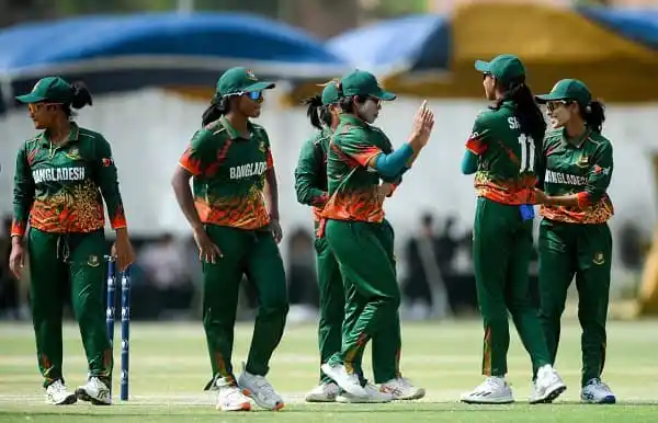 বাংলাদেশ নারী ক্রিকেট দল মাঠে প্রস্তুতি নিচ্ছে. Channel i News - চ্যানেল আই নিউজ
