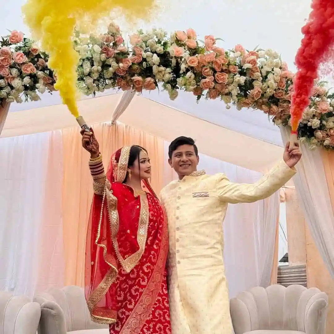 অভিনেতা শামীম হাসান সরকার ও তার স্ত্রী বিবাহের অনুষ্ঠানে. Channel i News - চ্যানেল আই নিউজ
