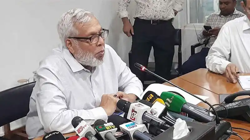উপদেষ্টা গরমে লোডশেডিং নিয়ে সাংবাদিকদের প্রশ্নের উত্তর দিচ্ছেন. Channel i News - চ্যানেল আই নিউজ