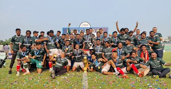 বাংলাদেশের ফুটবল দল চ্যাম্পিয়নশিপ জিতেছে, খেলোয়াড়রা উল্লাসে ভাসছে. Channel i News - চ্যানেল আই নিউজ