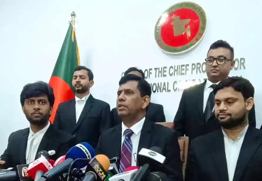 চ্যানেল আই অনলাইন সংবাদ সম্মেলনে কর্মকর্তাদের উপস্থিতি. Channel i News - চ্যানেল আই নিউজ
