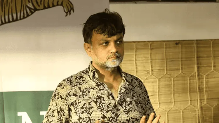 সৃজিত মুখার্জি হাসপাতালে ভর্তি, ছবি দেখুন।. Channel i News - চ্যানেল আই নিউজ
