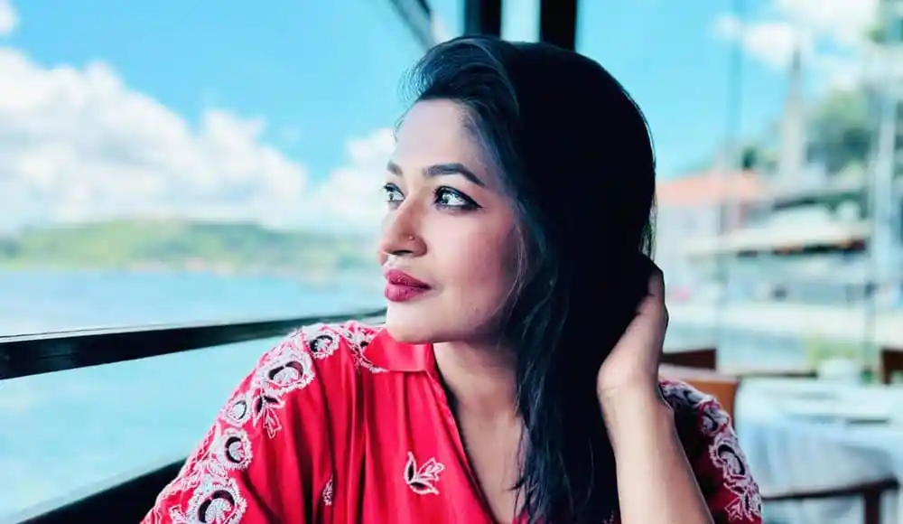 বাঁধন নববর্ষে নিজেকে নিয়ে যে বার্তা দিলেন, ভাবনায় মগ্ন. Channel i News - চ্যানেল আই নিউজ
