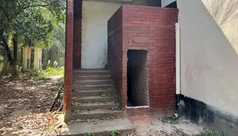 গোপন কারাগার সংলগ্ন সিঁড়ি ও প্রবেশদ্বার, বাংলাদেশ. Channel i News - চ্যানেল আই নিউজ