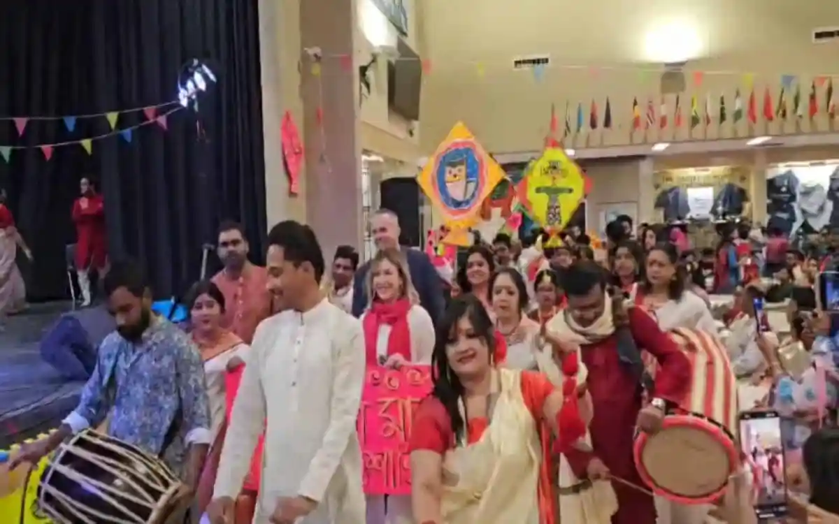 বাংলাদেশি প্রবাসীরা বর্ষবরণের আনন্দে মেতে উঠেছেন. Channel i News - চ্যানেল আই নিউজ
