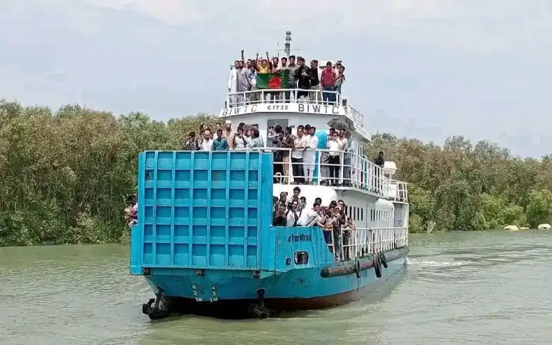 কক্সবাজার-মহেশখালী নৌপথে পরীক্ষামূলক সী ট্রাক চলাচল শুরু. Channel i News - চ্যানেল আই নিউজ