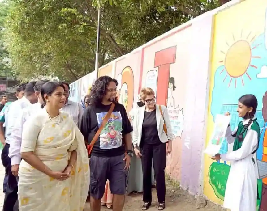 বায়ুদূষণ নিয়ে আলোচনা করছে শিক্ষার্থী ও অভিভাবকরা. Channel i News - চ্যানেল আই নিউজ