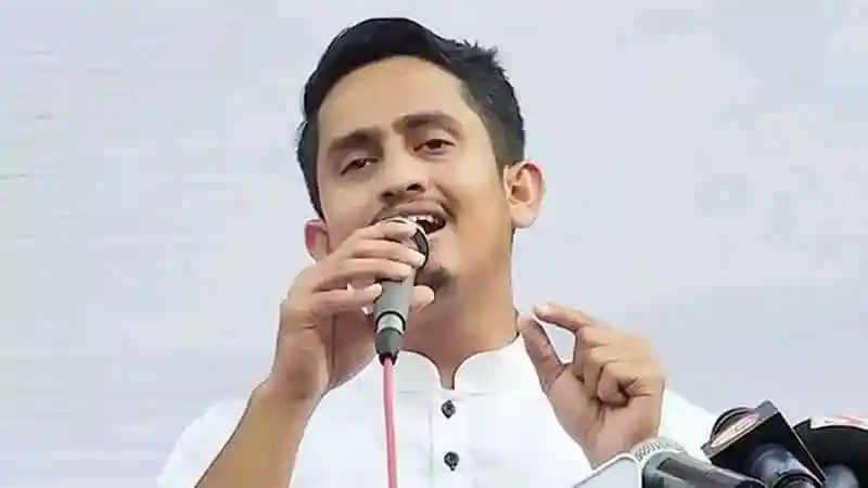 পারভেজ মোশাররফ গান গাইছেন, বাংলার সাংস্কৃতিক অনুষ্ঠানে. Channel i News - চ্যানেল আই নিউজ